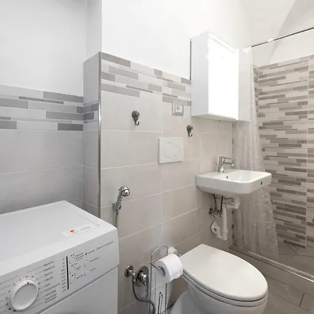 Casa Micino Grazioso Bilocale Nel Centro Storico Di Badalucco