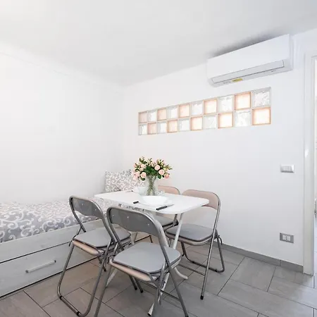 Lejlighed Casa Micino Grazioso Bilocale Nel Centro Storico Di *